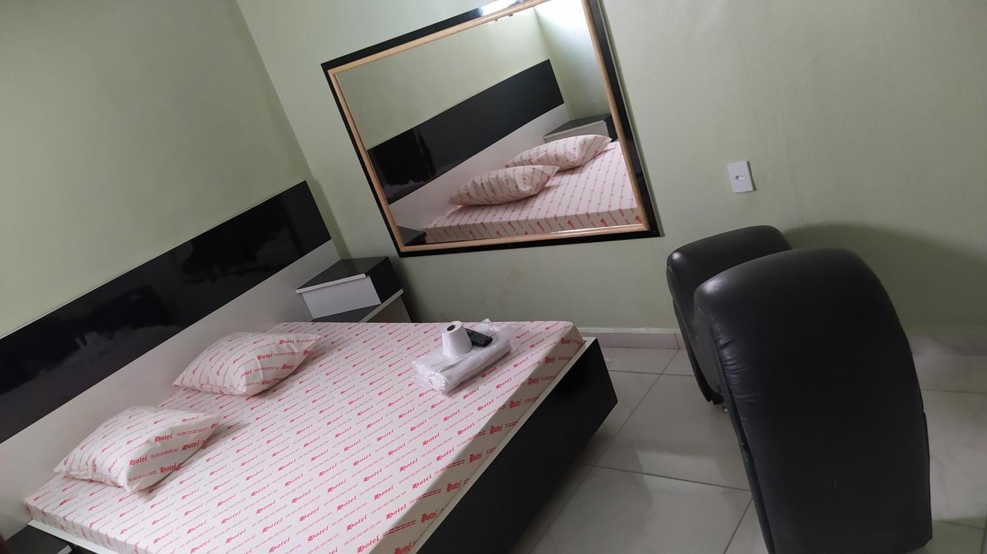 Hotel Progresso Curitiba Quarto foto